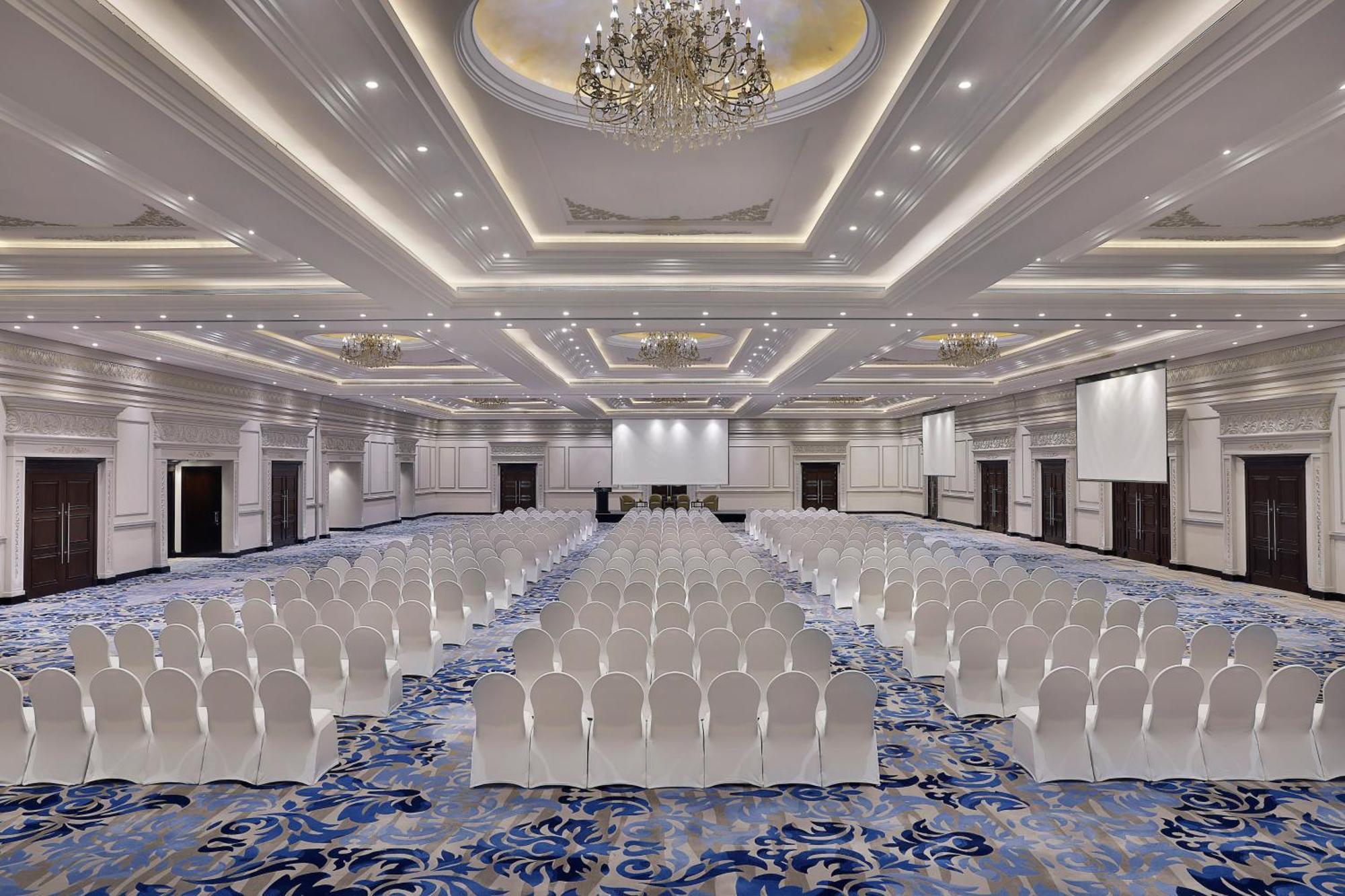 voco - Riyadh, an IHG Hotel Buitenkant foto The Grand Ballroom