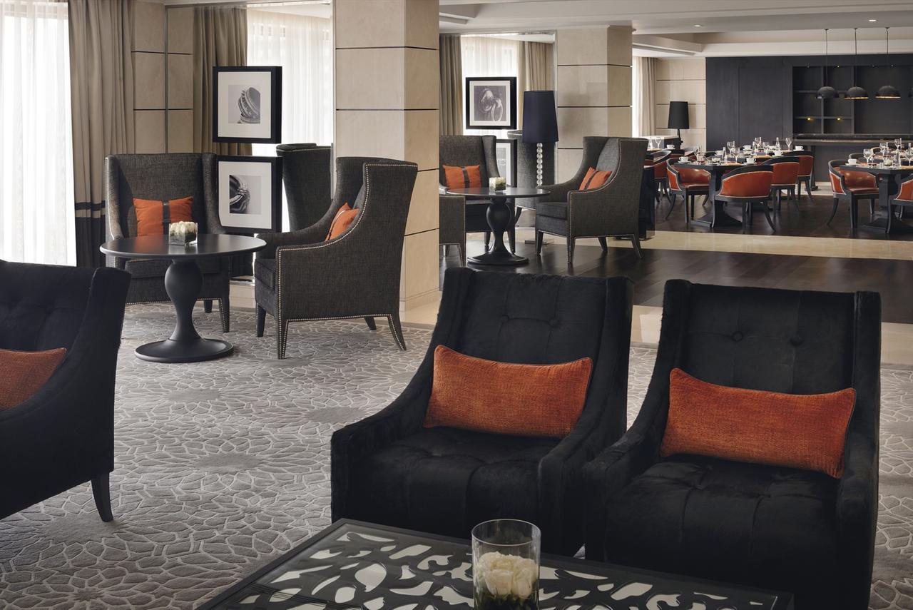 voco - Riyadh, an IHG Hotel Buitenkant foto The Club at London Heathrow Airport