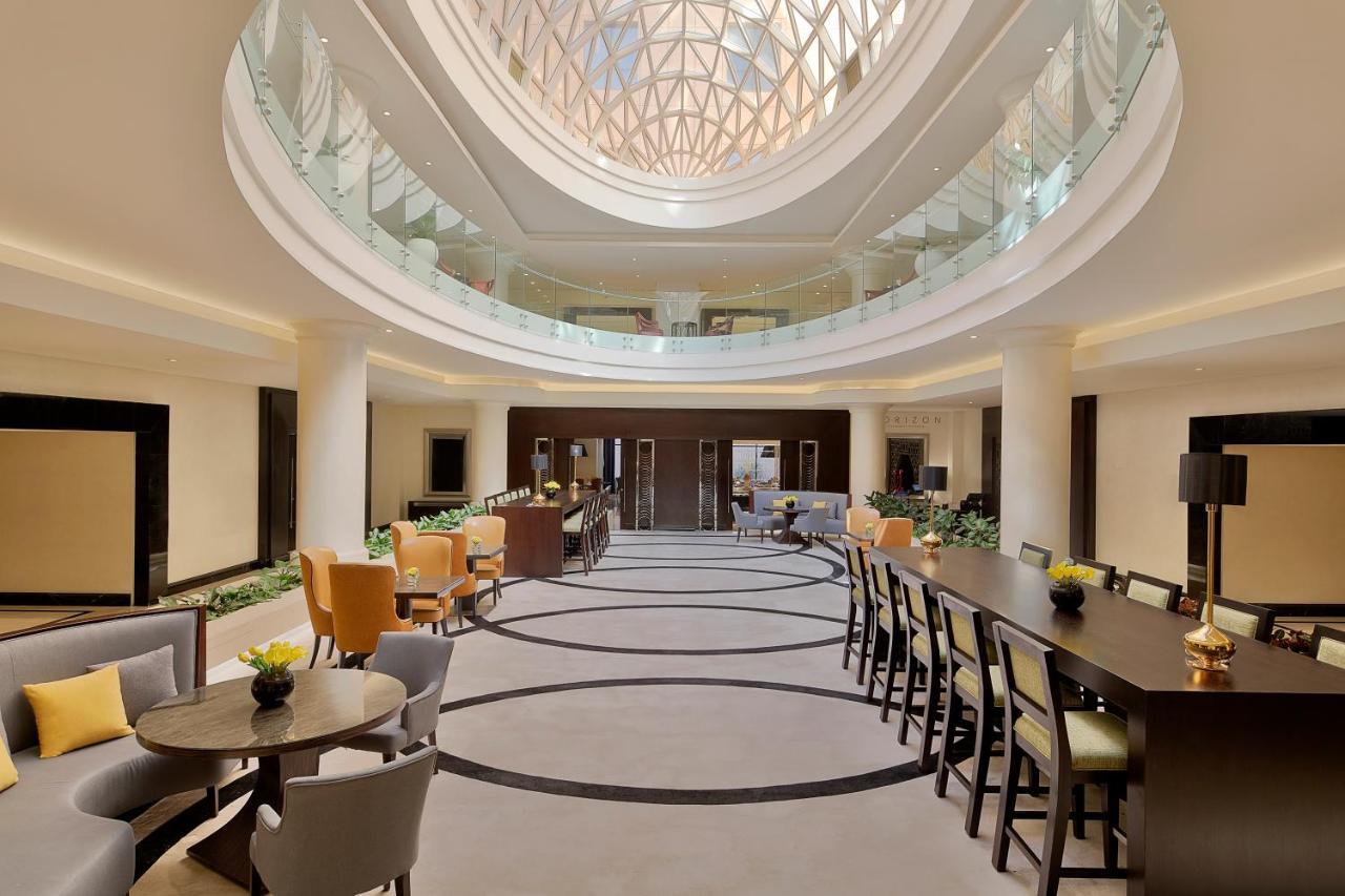 voco - Riyadh, an IHG Hotel Buitenkant foto The Concourse