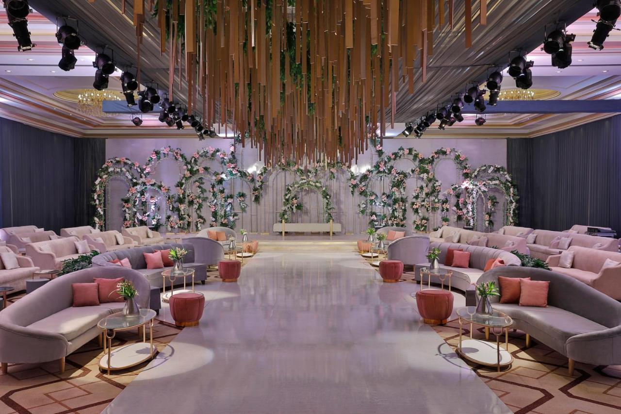 voco - Riyadh, an IHG Hotel Buitenkant foto The ballroom